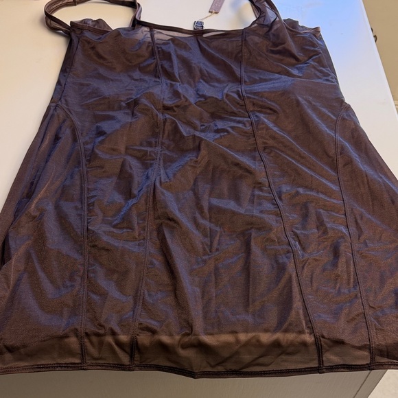 SKIMS Long Line Shapewear in Cocoa 4x - Picture 6 of 6